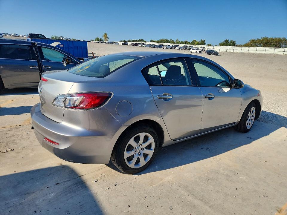 Продажа на аукционе авто 2013 Mazda 3, vin: JM1BL1TF2D1779309, номер лота: 66137586