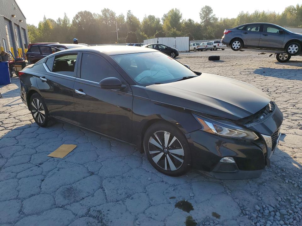 Продаж на аукціоні авто 2021 Nissan Altima, vin: 1N4BL4DV1MN394538, номер лоту: 67336686