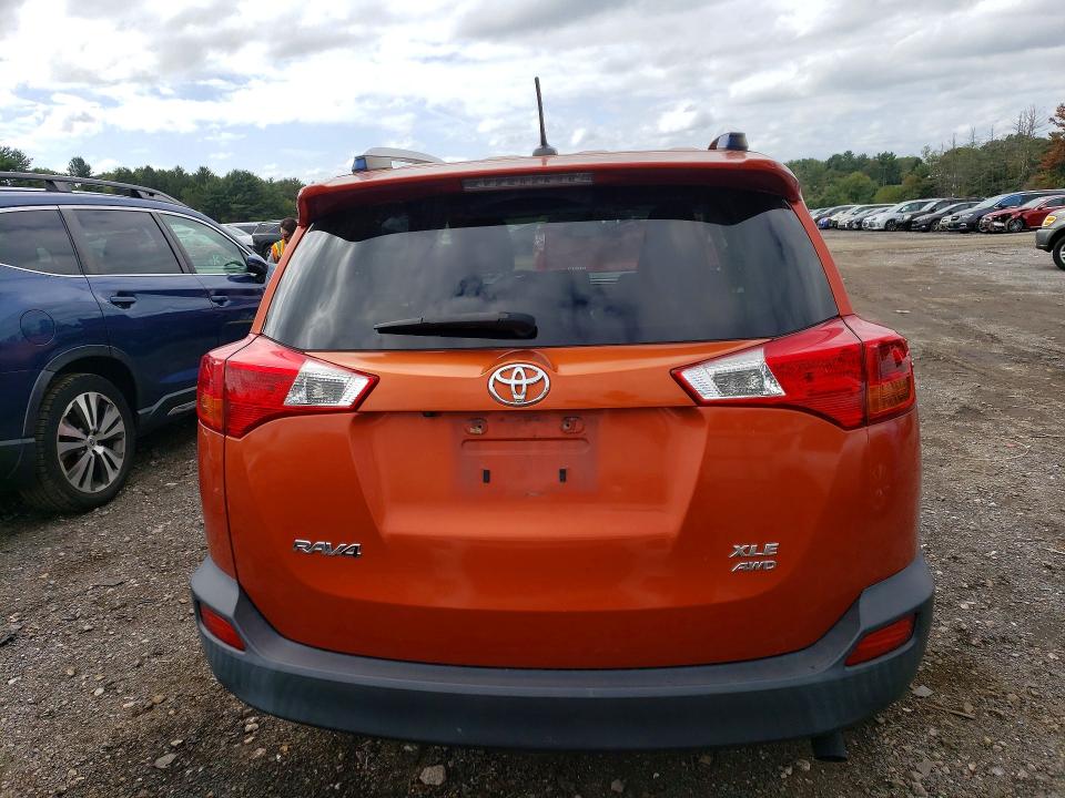 Продажа на аукционе авто 2015 Toyota Rav4, vin: JTMRFREV6FD155099, номер лота: 70508846