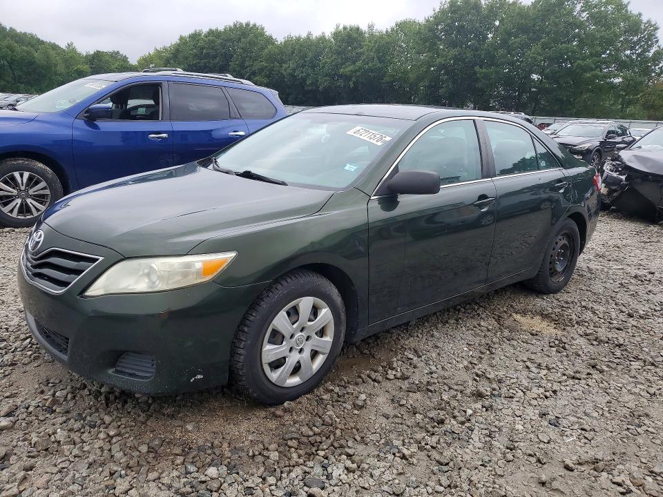67211576 :رقم المزاد ، 4T4BF3EKXAR081524 vin ، 2010 Toyota Camry مزاد بيع