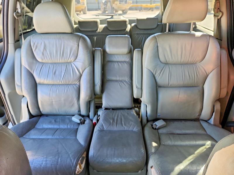 70997306 :رقم المزاد ، 5FNRL38747B456628 vin ، 2007 Honda Odyssey مزاد بيع