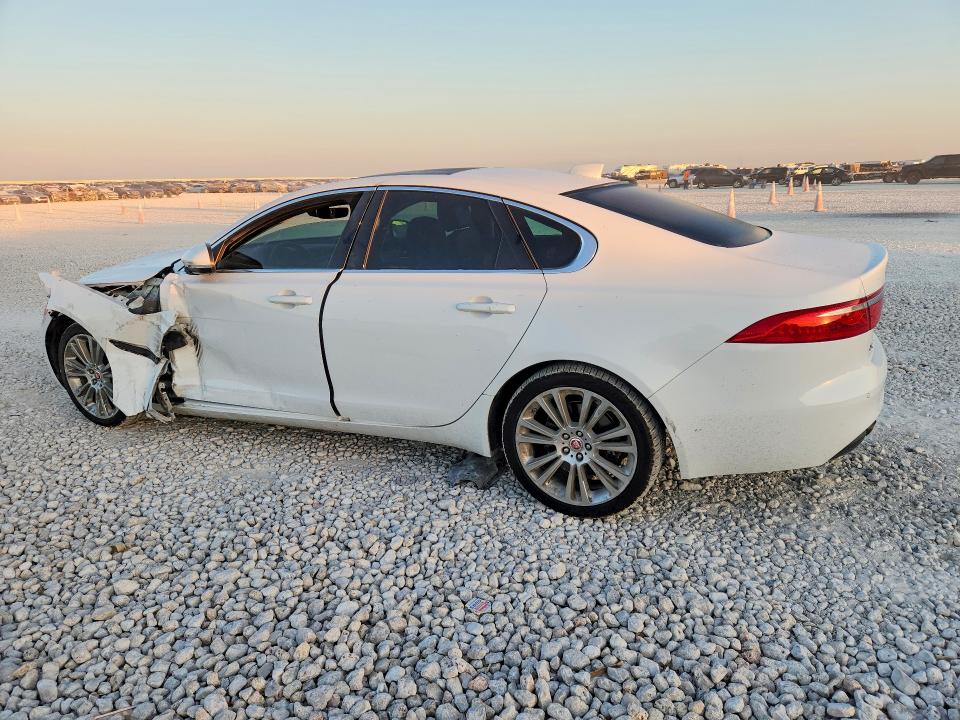 Продаж на аукціоні авто 2020 Jaguar Xf, vin: SAJBE4FX0LCY85357, номер лоту: 69969876