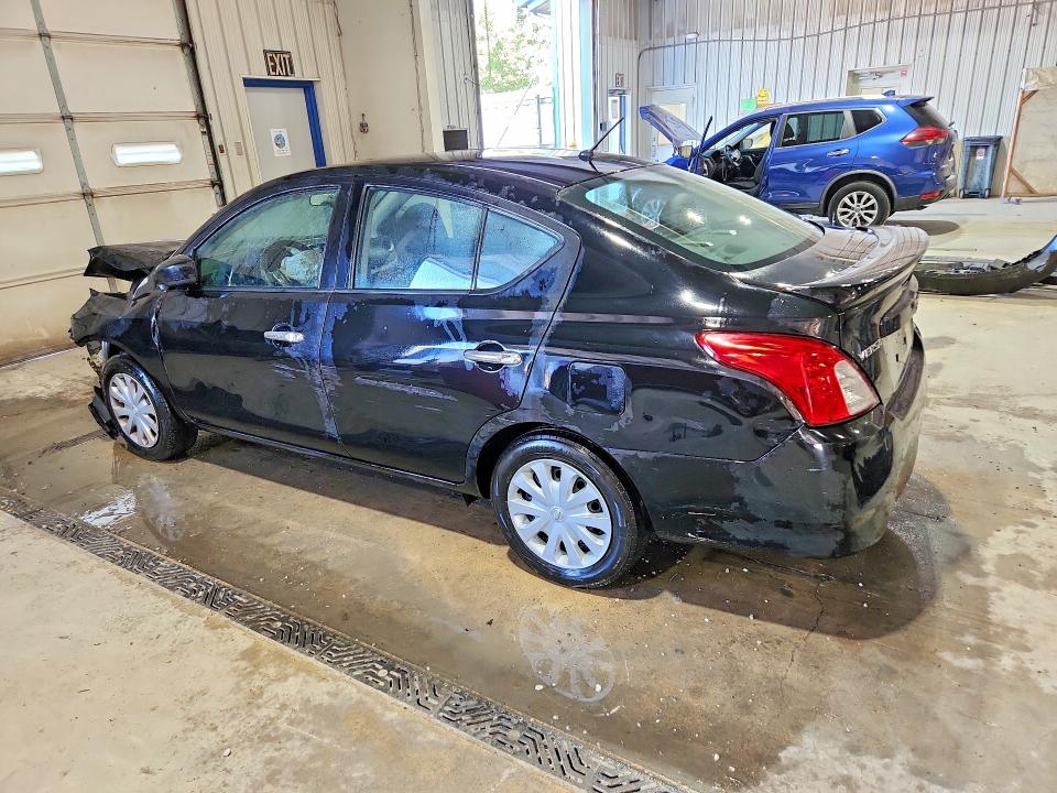 2018 Nissan Versa მანქანა იყიდება აუქციონზე, vin: 3N1CN7AP0JL877744, აუქციონის ნომერი: 69104916