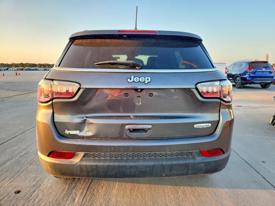 67472376 :رقم المزاد ، 3C4NJCBB0NT202334         vin ، 2022 Jeep Compass مزاد بيع