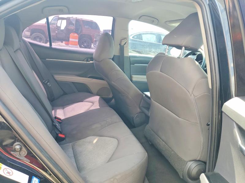 Продаж на аукціоні авто 2018 Toyota Camry, vin: 4T1B11HK0JU055006, номер лоту: 68742676