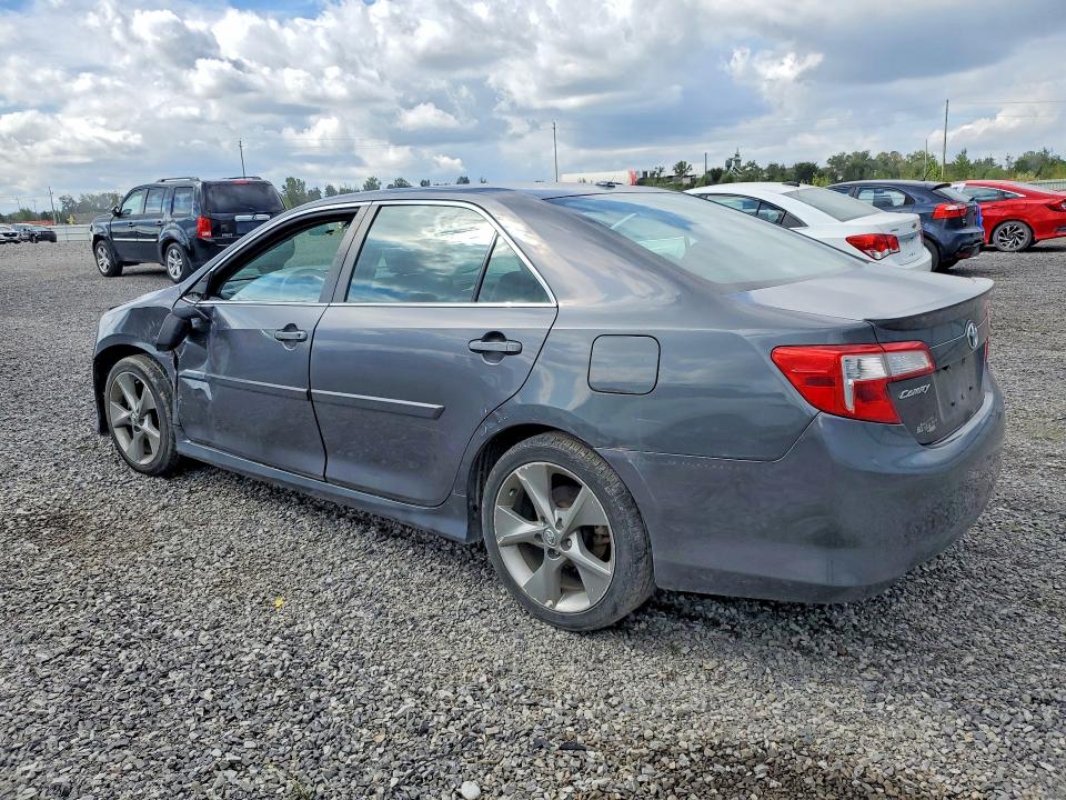 68031846 :رقم المزاد ، 4T1BF1FK4CU163992 vin ، 2012 Toyota Camry مزاد بيع