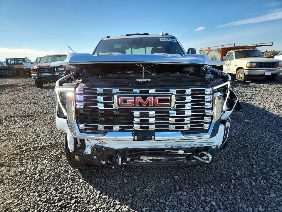 68692196 :رقم المزاد ، 1GT4UWEY4SF359407 vin ، 2025 Gmc Sierra مزاد بيع