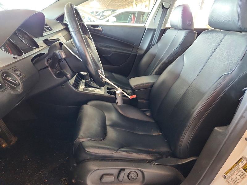 2010 Volkswagen Passat მანქანა იყიდება აუქციონზე, vin: WVWJM7AN5AE106461, აუქციონის ნომერი: 70083956