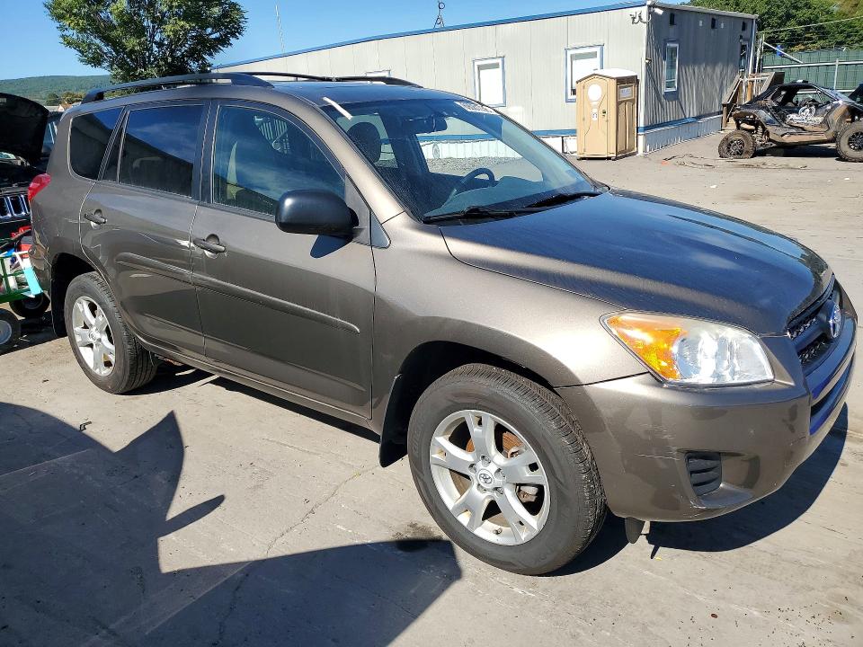 69081736 :رقم المزاد ، 2T3BF4DV9BW106823 vin ، 2011 Toyota Rav4 مزاد بيع