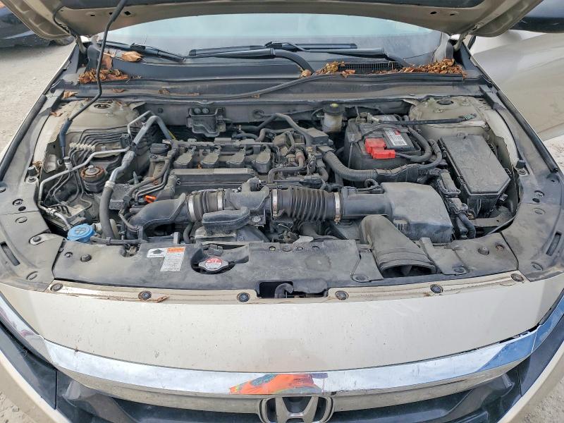 69715646 :رقم المزاد ، 1HGCV1F49LA129661 vin ، 2020 Honda Accord مزاد بيع