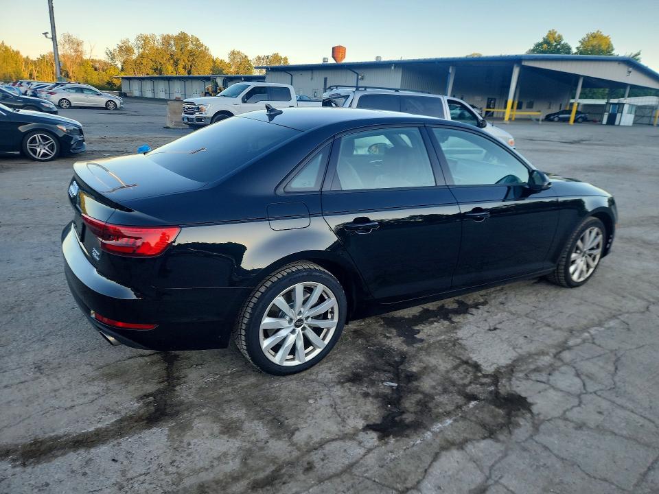 2017 Audi A4 მანქანა იყიდება აუქციონზე, vin: WAUANAF4XHN047585, აუქციონის ნომერი: 68848006