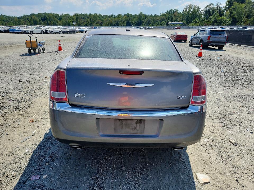 2011 Chrysler 300 მანქანა იყიდება აუქციონზე, vin: 2C3CA5CG3BH563661, აუქციონის ნომერი: 63638486