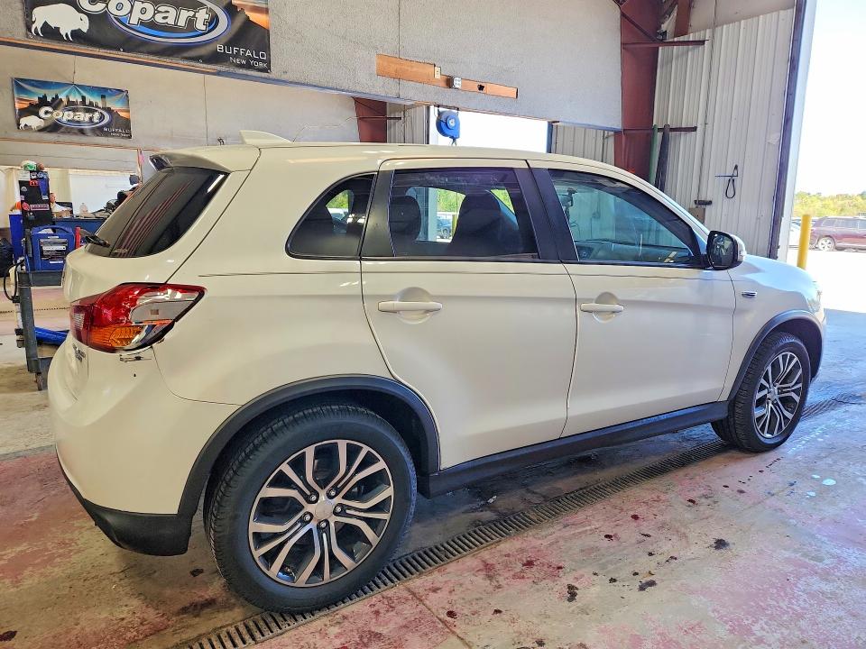2017 Mitsubishi Outlander Sport მანქანა იყიდება აუქციონზე, vin: JA4AR3AU5HZ040573, აუქციონის ნომერი: 70225026