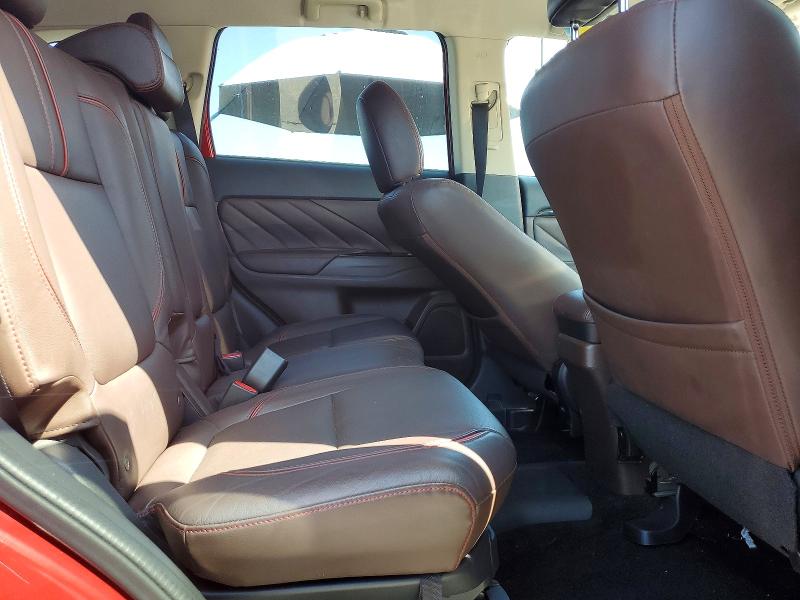 Продажа на аукционе авто 2018 Mitsubishi Outlander, vin: JA4J24A50JZ060223, номер лота: 70643806