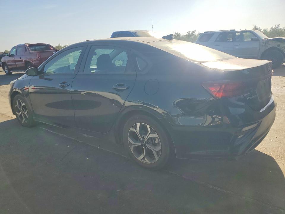 68447076 :رقم المزاد ، 3KPF24AD6LE228013 vin ، 2020 Kia Forte مزاد بيع