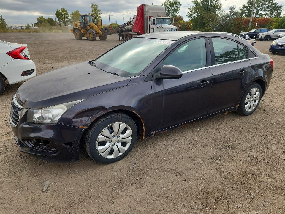 70427926 :رقم المزاد ، 1G1PC5SB1F7105561 vin ، 2015 Chevrolet Cruze مزاد بيع