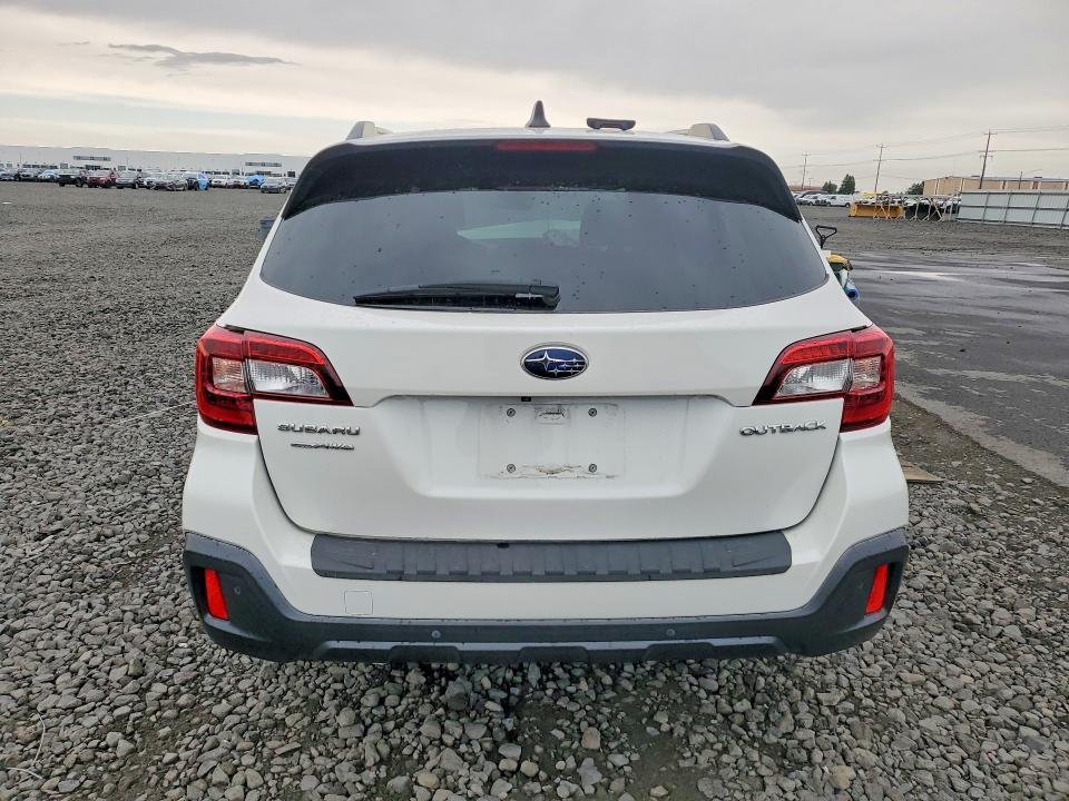 67493726 :رقم المزاد ، 4S4BSATCXJ3393113 vin ، 2018 Subaru Outback مزاد بيع