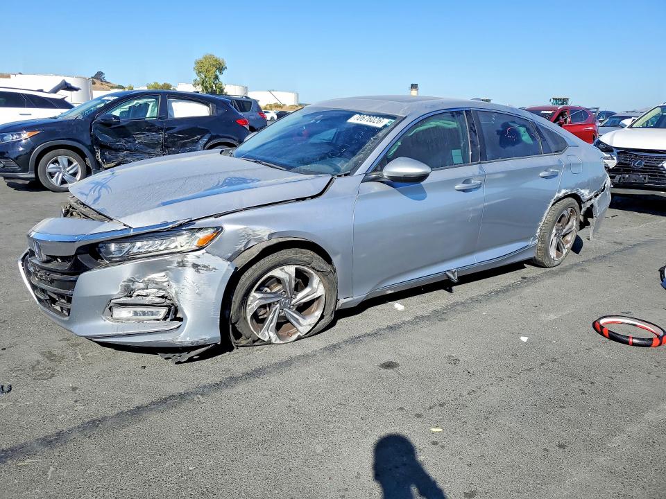 Продаж на аукціоні авто 2018 Honda Accord, vin: 1HGCV1F55JA008616, номер лоту: 70676026