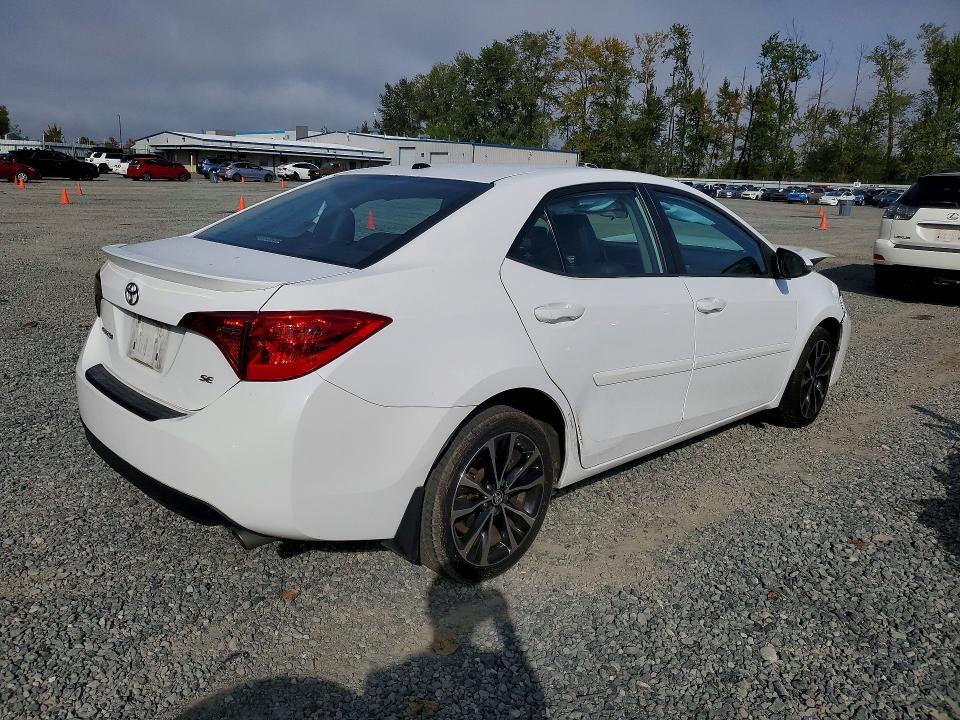 Продаж на аукціоні авто 2018 Toyota Corolla, vin: 2T1BURHE9JC984127, номер лоту: 69726076