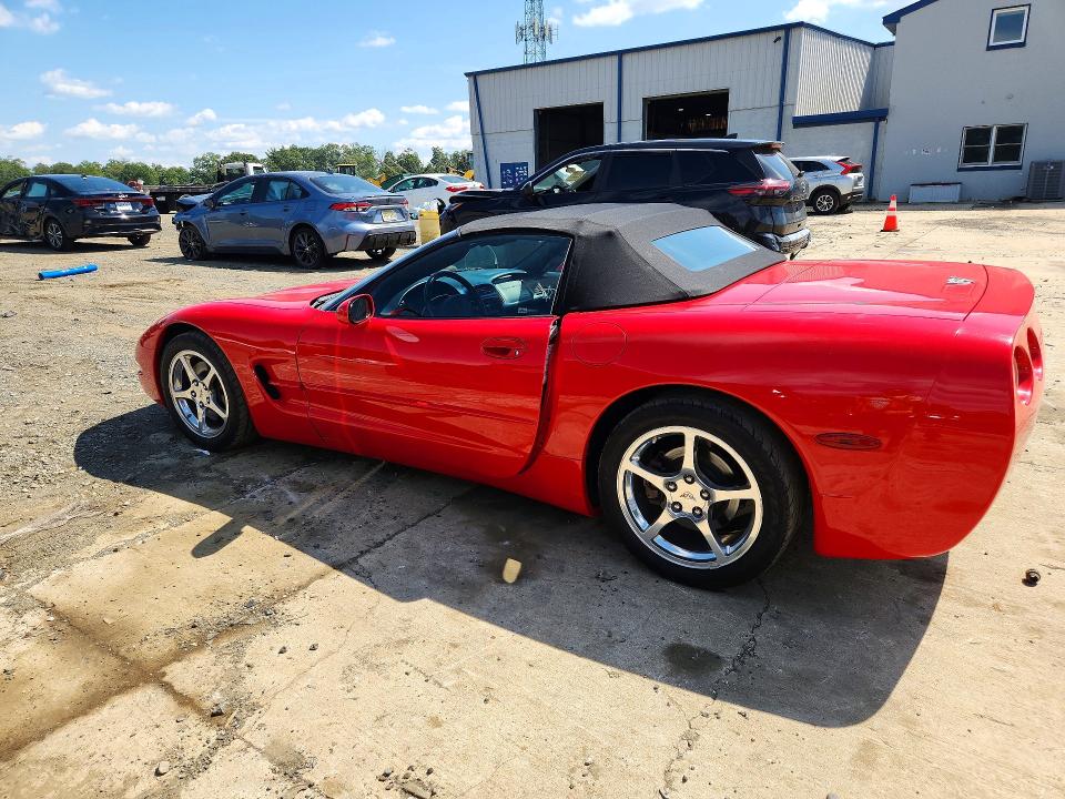68203396 :رقم المزاد ، 1G1YY32G035135048 vin ، 2003 Chevrolet Corvette مزاد بيع
