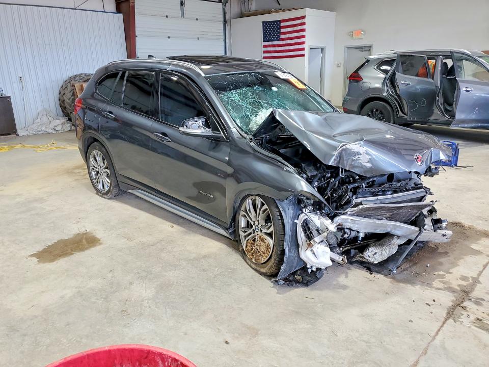 Продаж на аукціоні авто 2017 Bmw X1, vin: WBXHT3C32H5F69860, номер лоту: 67218106