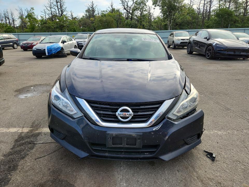69128716 :رقم المزاد ، 1N4AL3AP6JC249594 vin ، 2018 Nissan Altima مزاد بيع