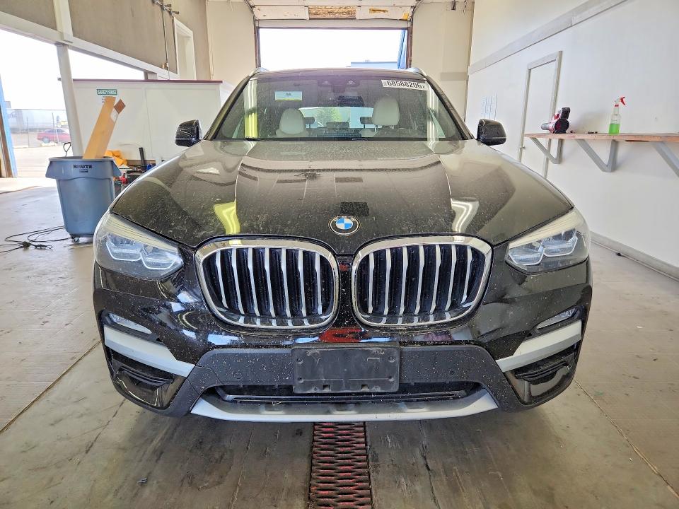 68588206 :رقم المزاد ، 5UXTR9C59KLP91000 vin ، 2019 Bmw X3 مزاد بيع