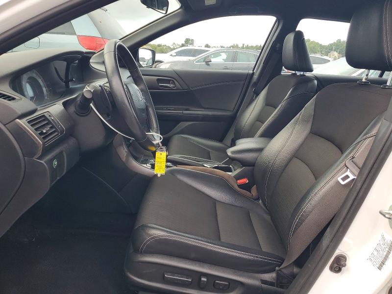 70601446 :رقم المزاد ، 1HGCR2F53HA308157 vin ، 2017 Honda Accord مزاد بيع
