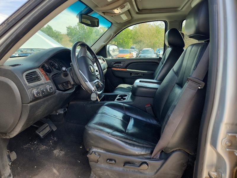Продажа на аукционе авто 2014 Chevrolet Suburban, vin: 1GNSKJE70ER121801, номер лота: 68588296