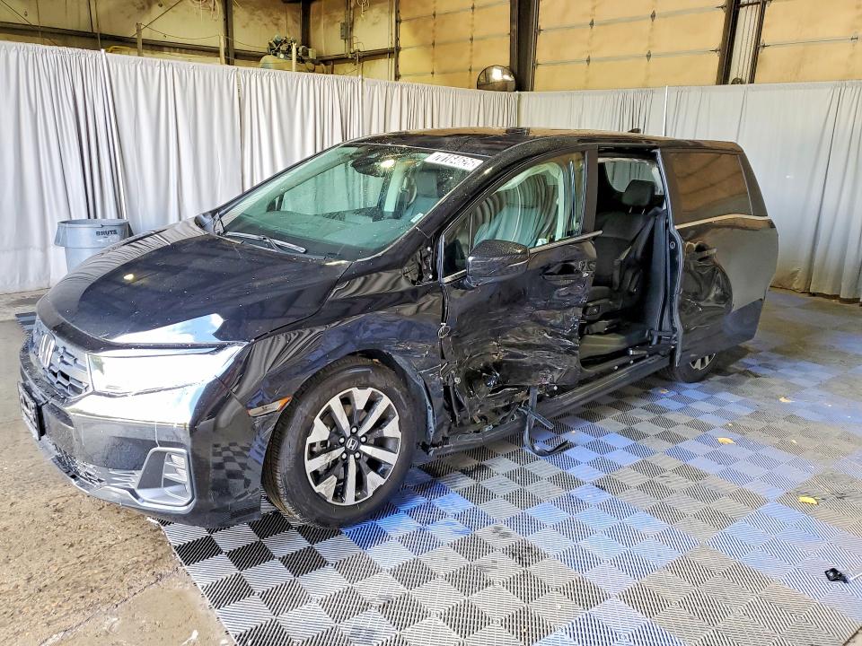 Продажа на аукционе авто 2026 Honda Odyssey, vin: 5FNRL6H6XTB058259, номер лота: 70164626