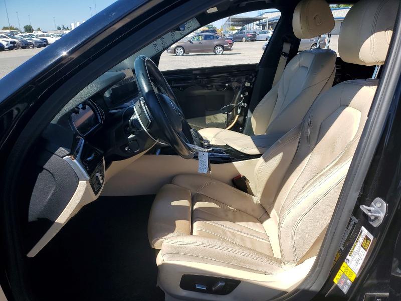 68241196 :رقم المزاد ، WBAJA9C55JG623116 vin ، 2018 Bmw 530e مزاد بيع