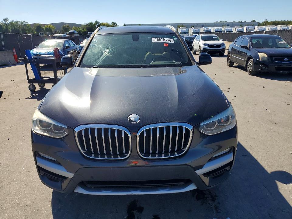 70670116 :رقم المزاد ، 5UXTR9C59JLD65003 vin ، 2018 Bmw X3 مزاد بيع