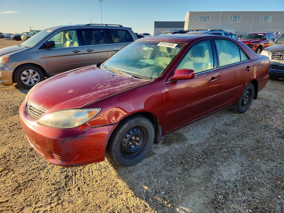 2005 Toyota Camry მანქანა იყიდება აუქციონზე, vin: 4T1BE32K55U032190, აუქციონის ნომერი: 69147536
