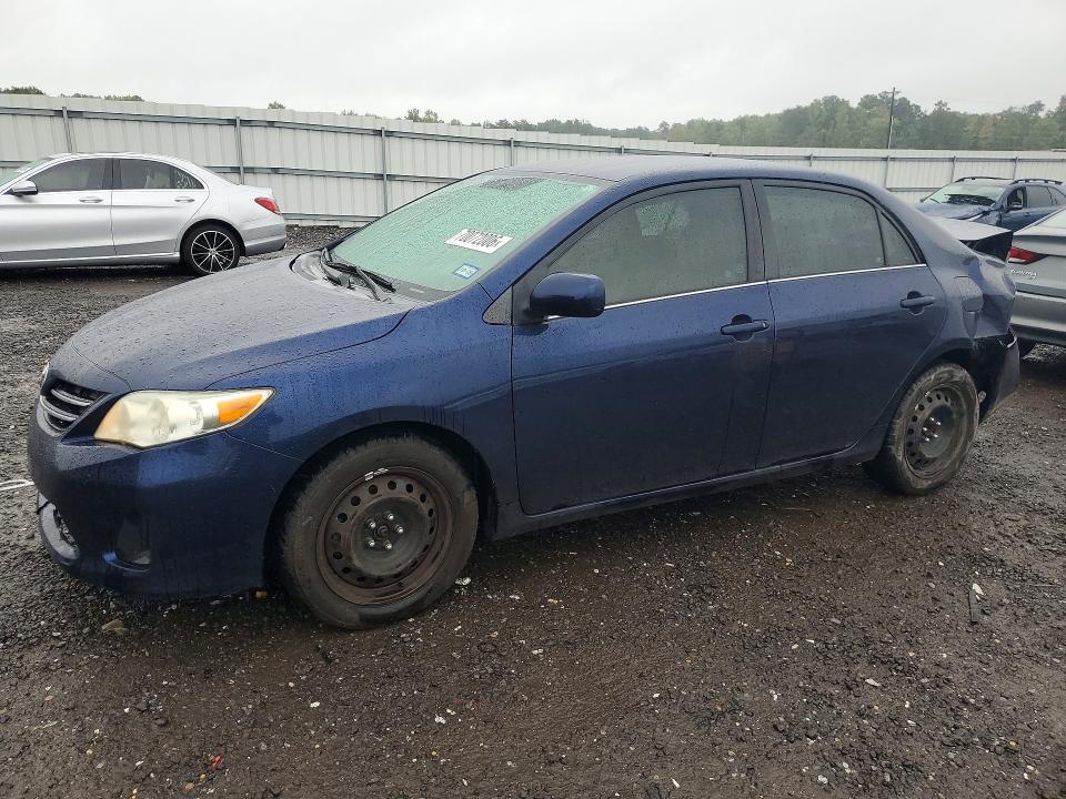 70072006 :رقم المزاد ، 5YFBU4EE2DP102730 vin ، 2013 Toyota Corolla مزاد بيع