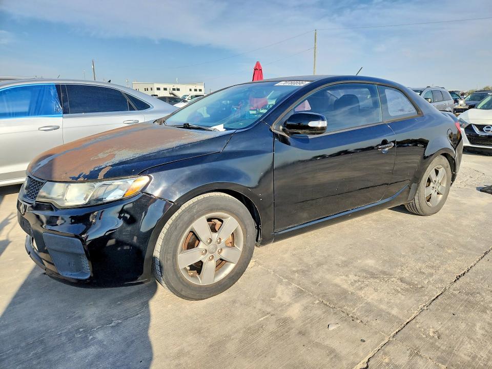 70780896 :رقم المزاد ، KNAFU6A29A5257953 vin ، 2010 Kia Forte Koup مزاد بيع