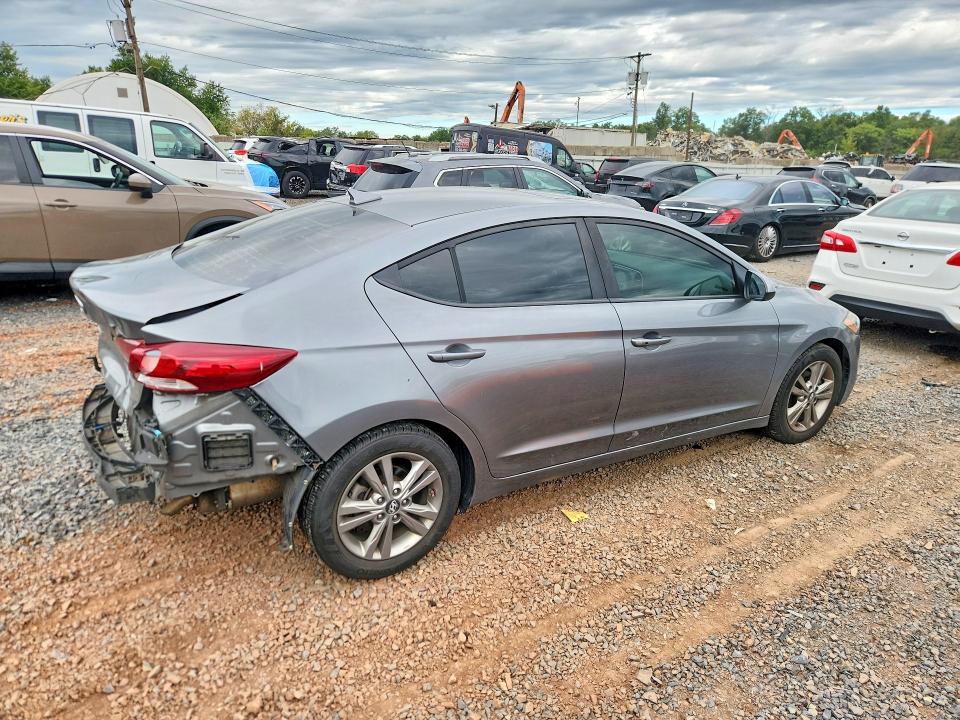69401076 :رقم المزاد ، KMHD84LF2JU556558 vin ، 2018 Hyundai Elantra مزاد بيع