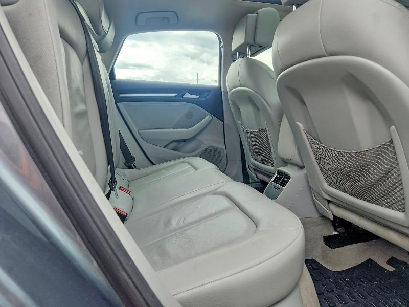 67681726 :رقم المزاد ، WAUACGFF7F1131796 vin ، 2015 Audi A3 مزاد بيع