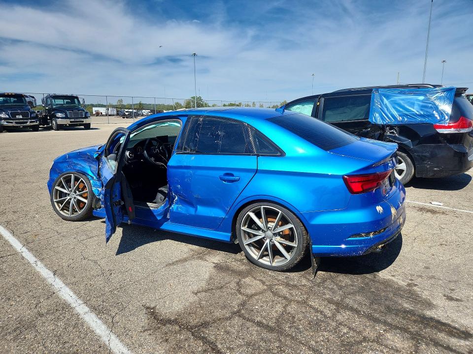 Продажа на аукционе авто 2017 Audi S3, vin: WAUB1GFF5H1064922, номер лота: 68545626
