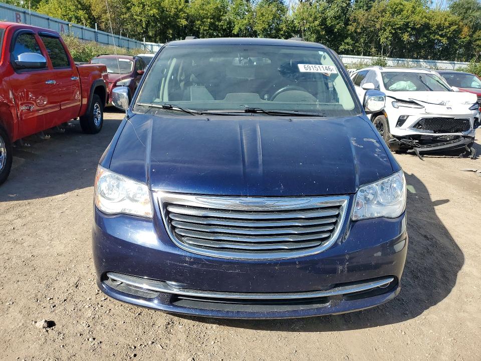 69151146 :رقم المزاد ، 2C4RC1CG0GR304474 vin ، 2016 Chrysler Town & Country مزاد بيع