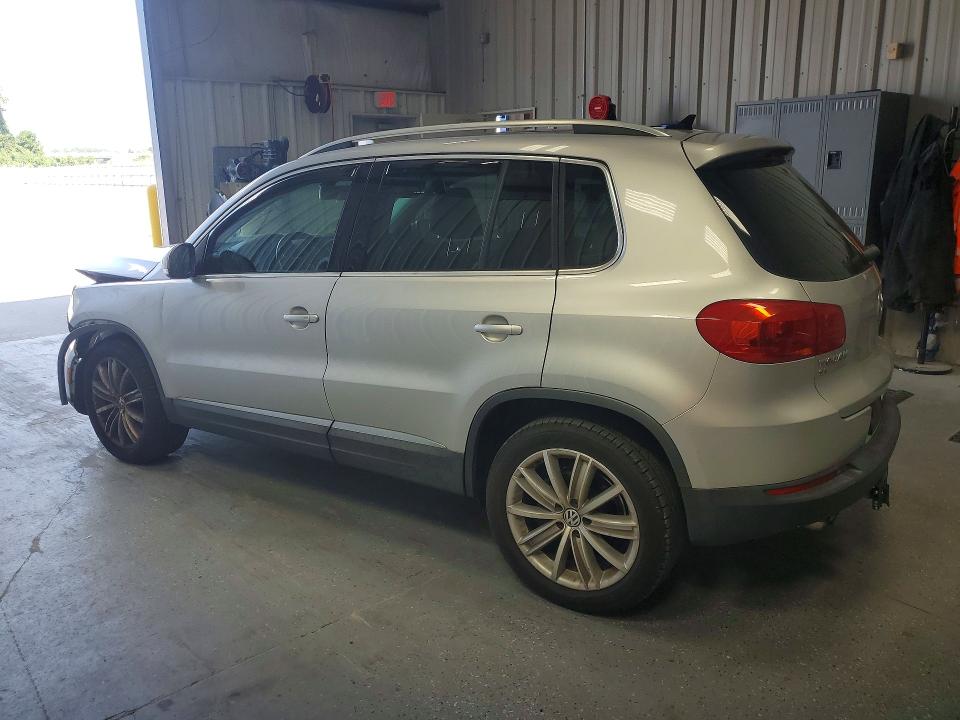 2016 Volkswagen Tiguan მანქანა იყიდება აუქციონზე, vin: WVGAV7AX4GW501907, აუქციონის ნომერი: 66536486