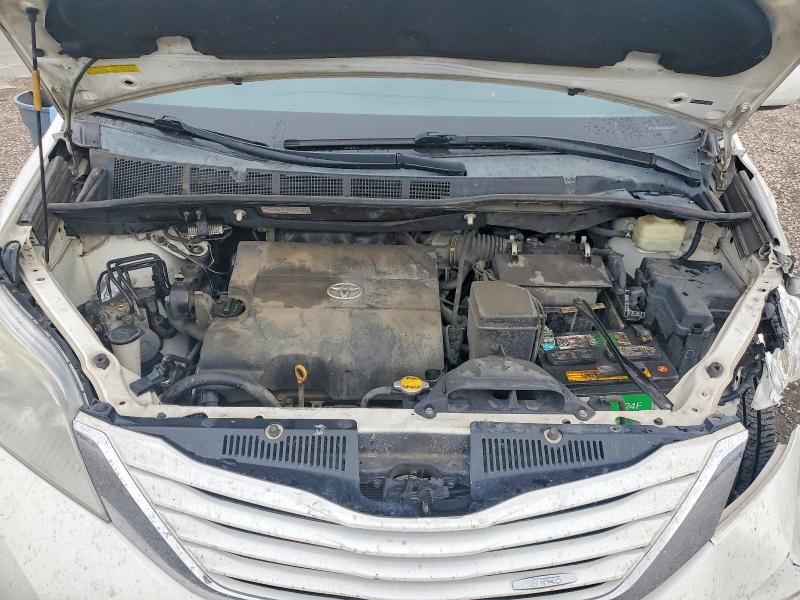Продаж на аукціоні авто 2015 Toyota Sienna, vin: 5TDKK3DC8FS620559, номер лоту: 69958216