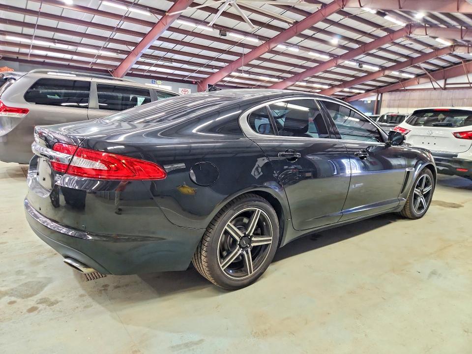 Auction sale of the 2013 Jaguar Xf, vin: SAJWJ0EF8D8S88105        , lot number: 69365996