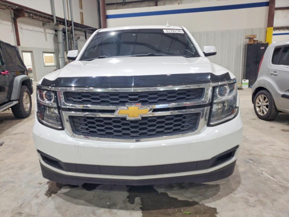 67339136 :رقم المزاد ، 1GNSCBKC2FR608617 vin ، 2015 Chevrolet Tahoe مزاد بيع