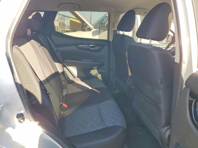 70118736 :رقم المزاد ، JN1BJ1CP1HW023285 vin ، 2017 Nissan Rogue Sport مزاد بيع