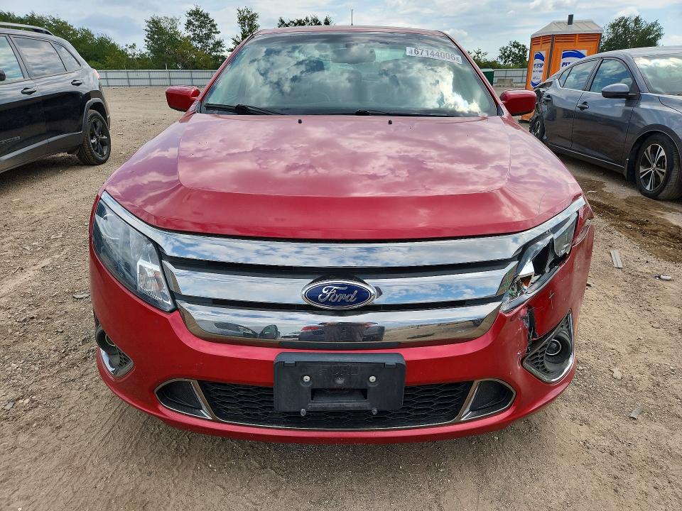 67144006 :رقم المزاد ، 3FAHP0KC5BR177190 vin ، 2011 Ford Fusion مزاد بيع