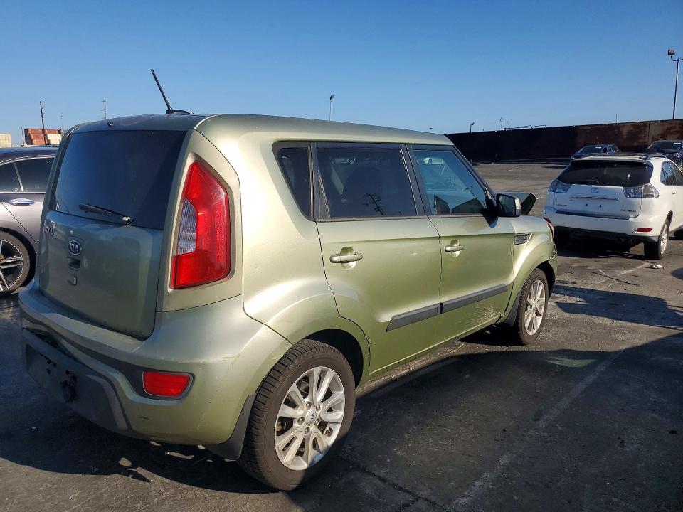 Продажа на аукционе авто 2012 Kia Soul, vin: KNDJT2A63C7416467, номер лота: 68979736