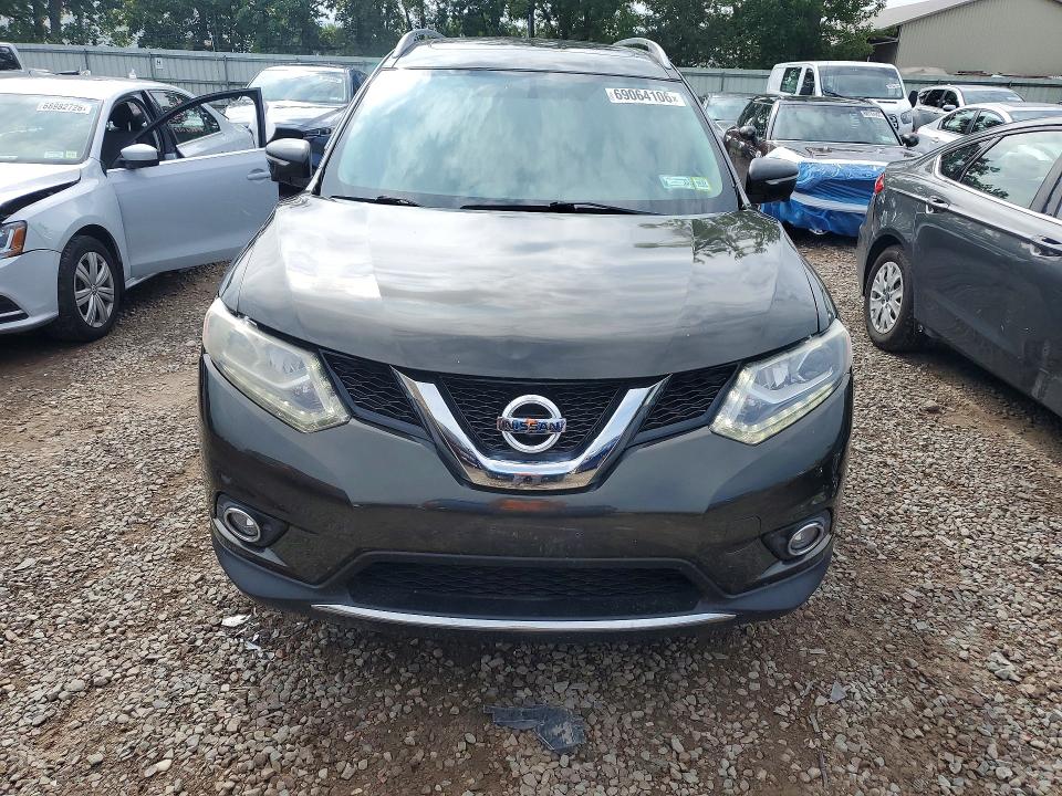 69064106 :رقم المزاد ، 5N1AT2MV4FC789723 vin ، 2015 Nissan Rogue مزاد بيع