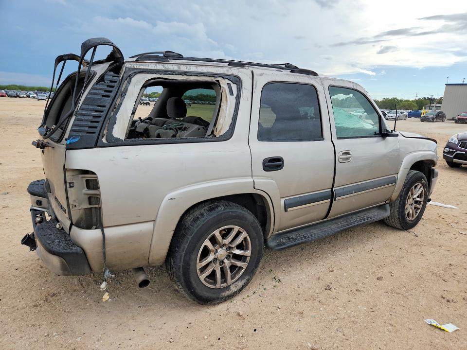 69528776 :رقم المزاد ، 1GNEC13VX4R149535 vin ، 2004 Chevrolet Tahoe مزاد بيع