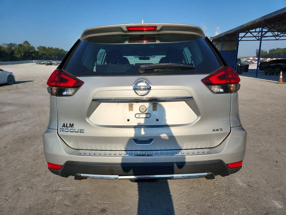 2018 Nissan Rogue მანქანა იყიდება აუქციონზე, vin: 5N1AT2MV6JC790736, აუქციონის ნომერი: 67042106