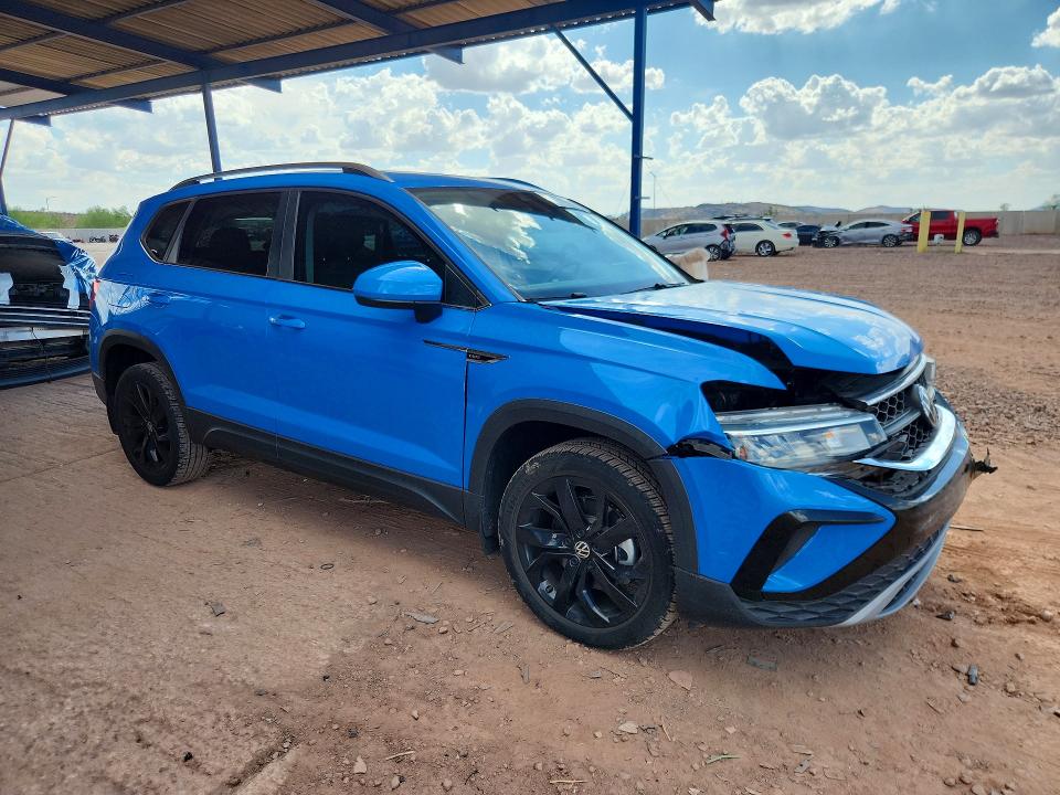 Продаж на аукціоні авто 2022 Volkswagen Taos, vin: 3VVLX7B23NM097474, номер лоту: 68081796
